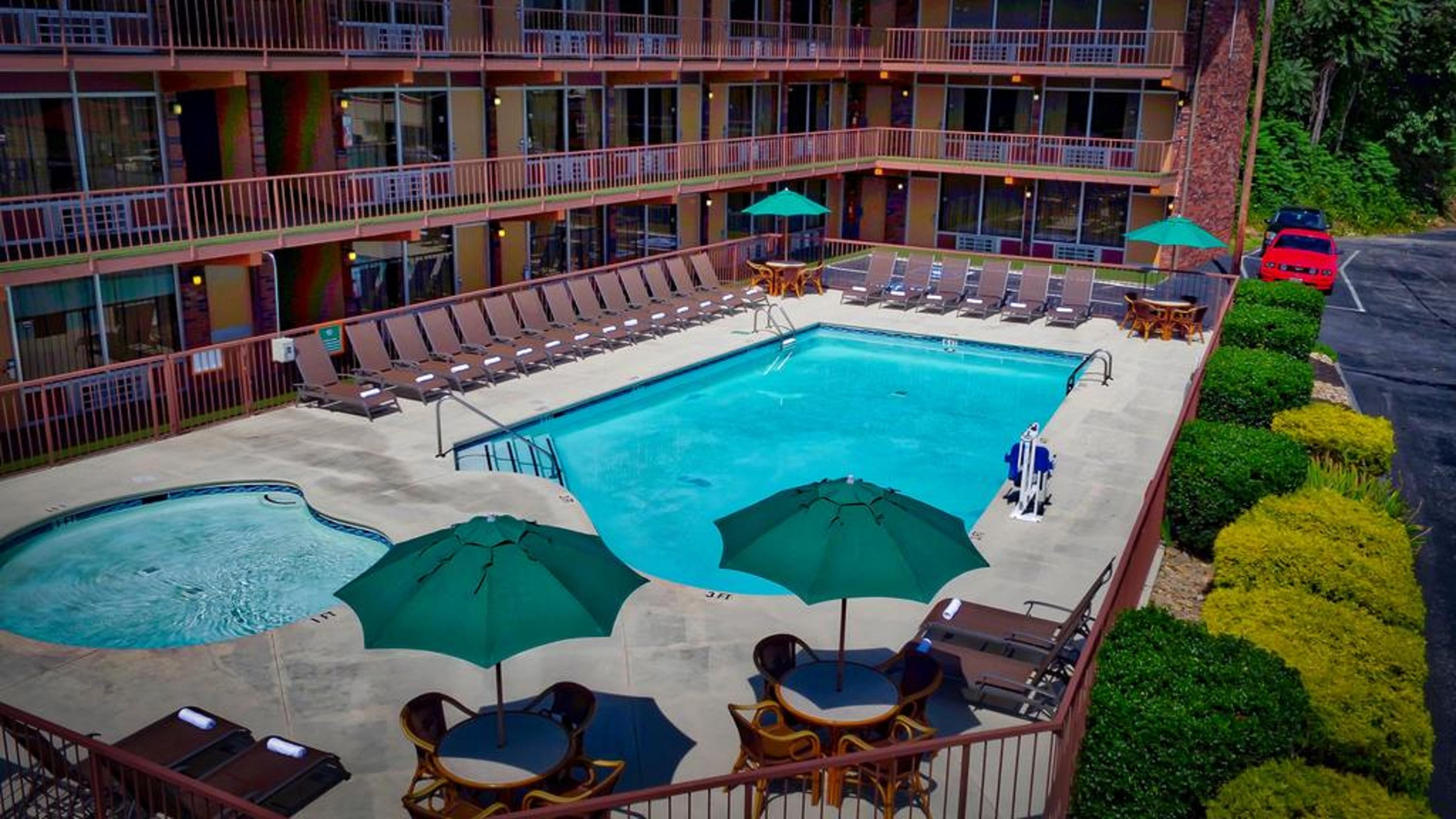 Wild Bear Inn Pigeon Forge Exterior foto
