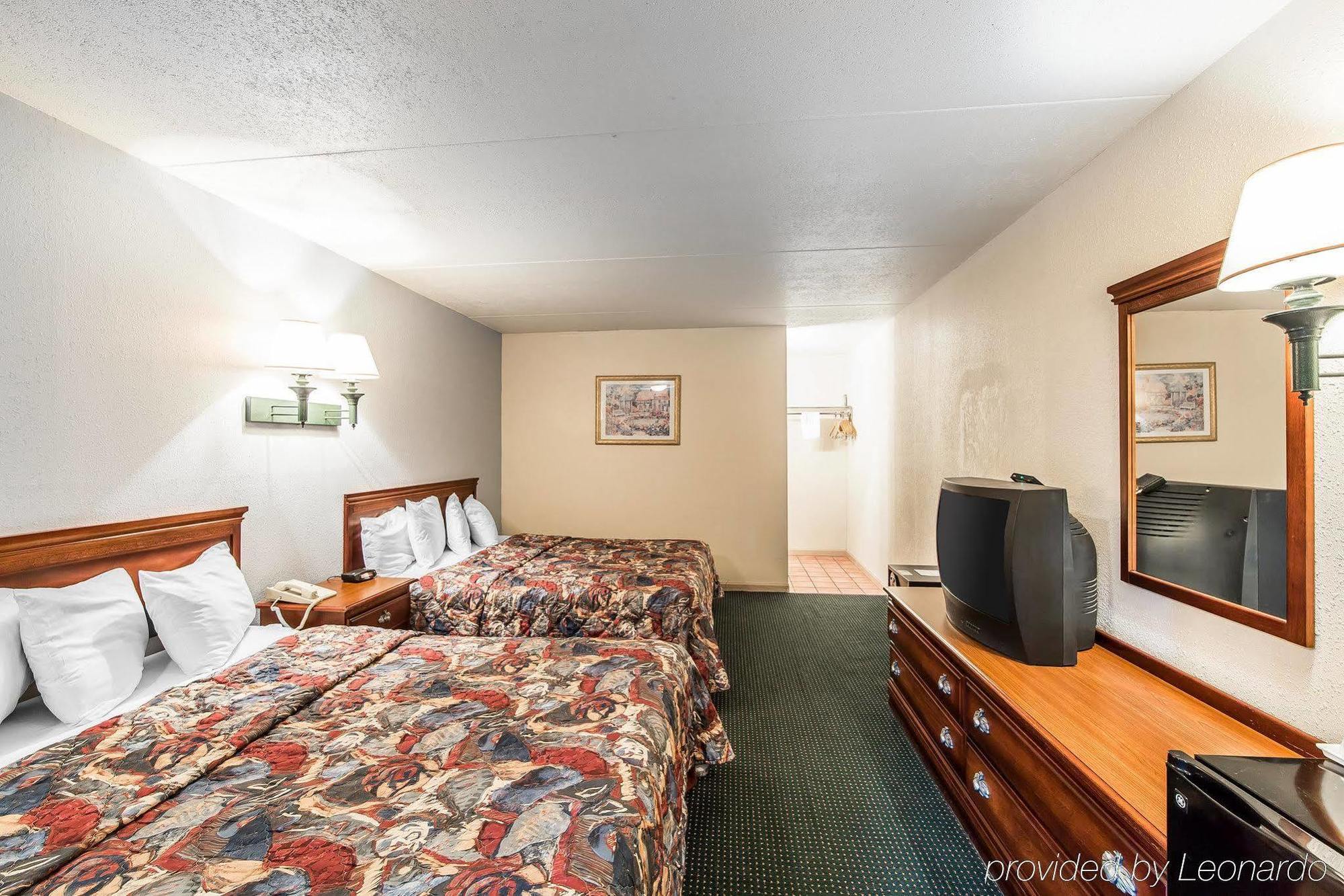 Wild Bear Inn Pigeon Forge Exterior foto